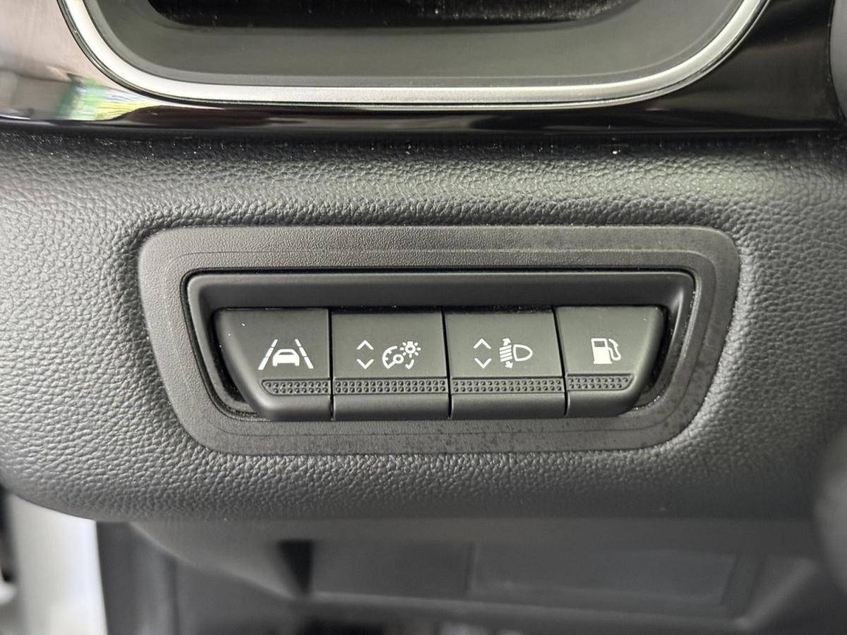 mitsubishi-asx-2024-hibrido-a-gasolina-1598cc