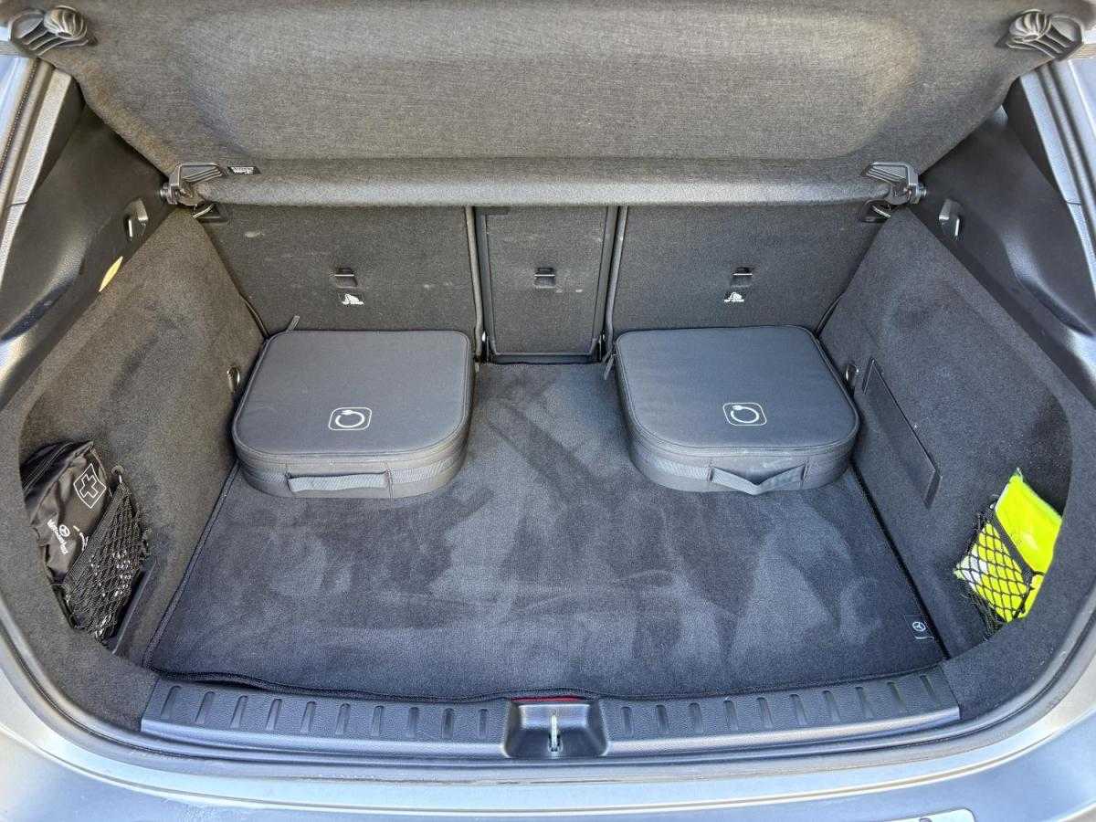 mercedes-benz-gla-2023-hibrido-a-gasolina-1332cc