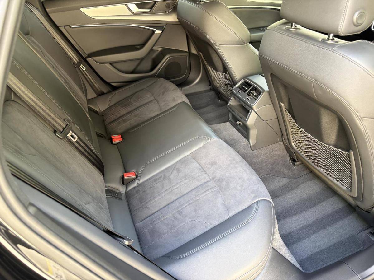 audi-a6-avant-2023-diesel-1968cc