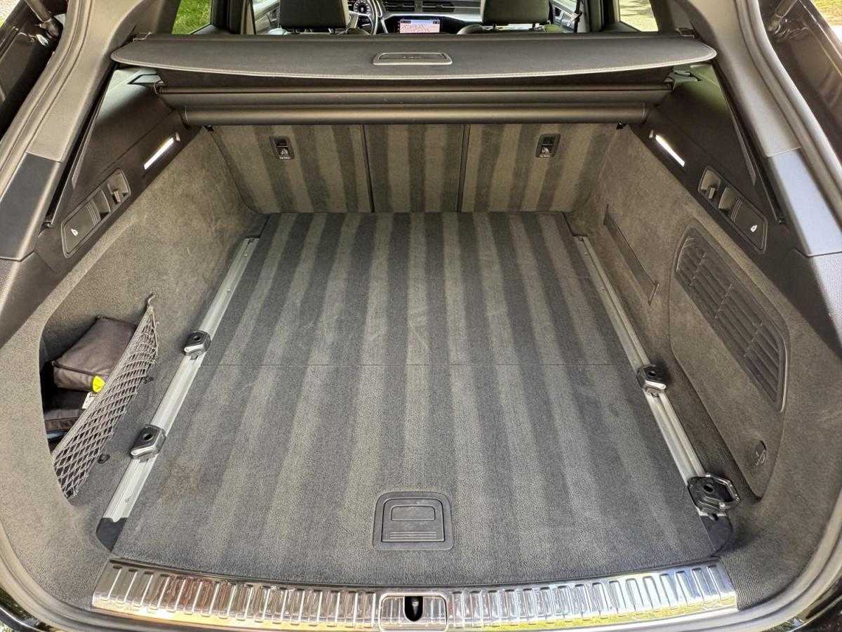 audi-a6-avant-2023-diesel-1968cc