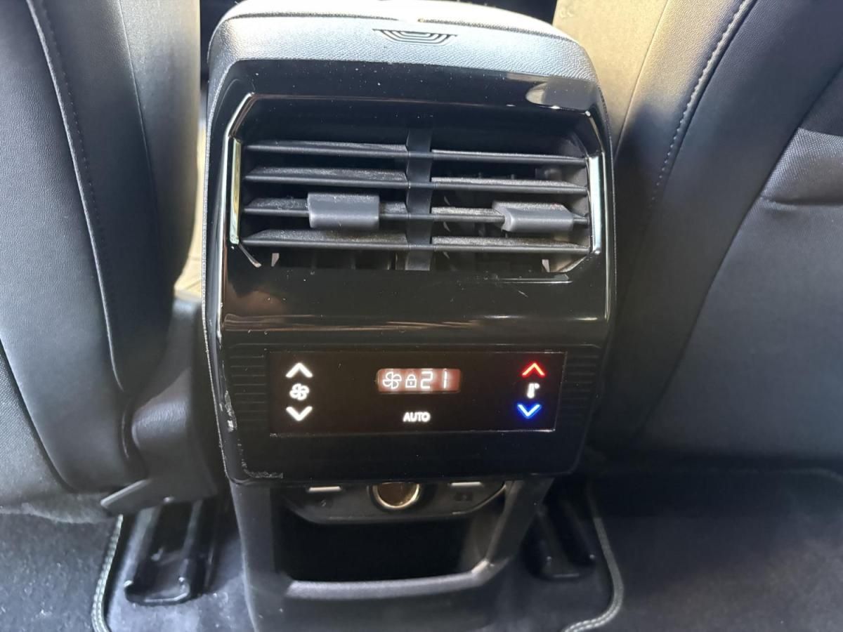 peugeot-5008-2024-gasolina-1199cc