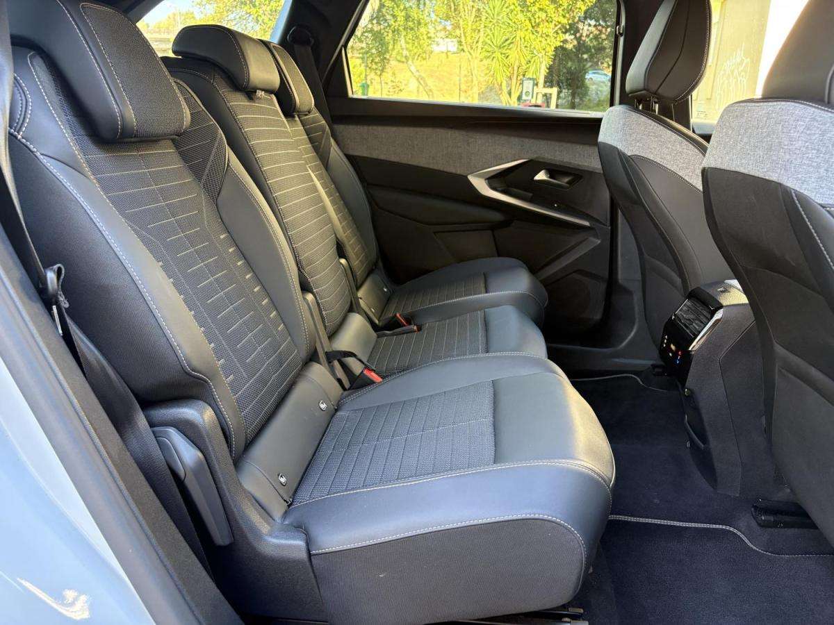 peugeot-5008-2024-gasolina-1199cc