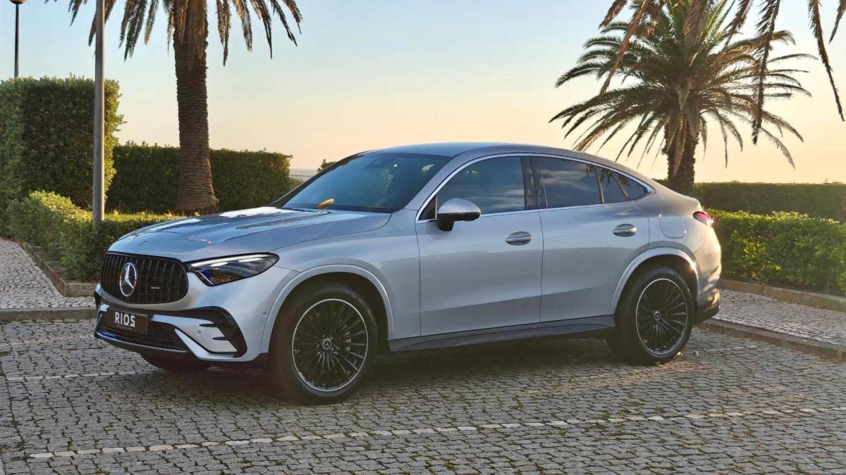 mercedes-benz-glc-300-de-4matic-2023-hibrido-a-diesel-1993cc