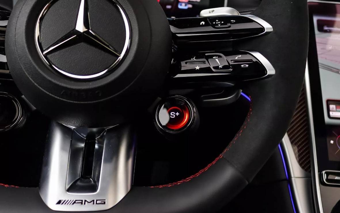 mercedes-benz-classe-c-2025-hibrido-a-gasolina-1991cc