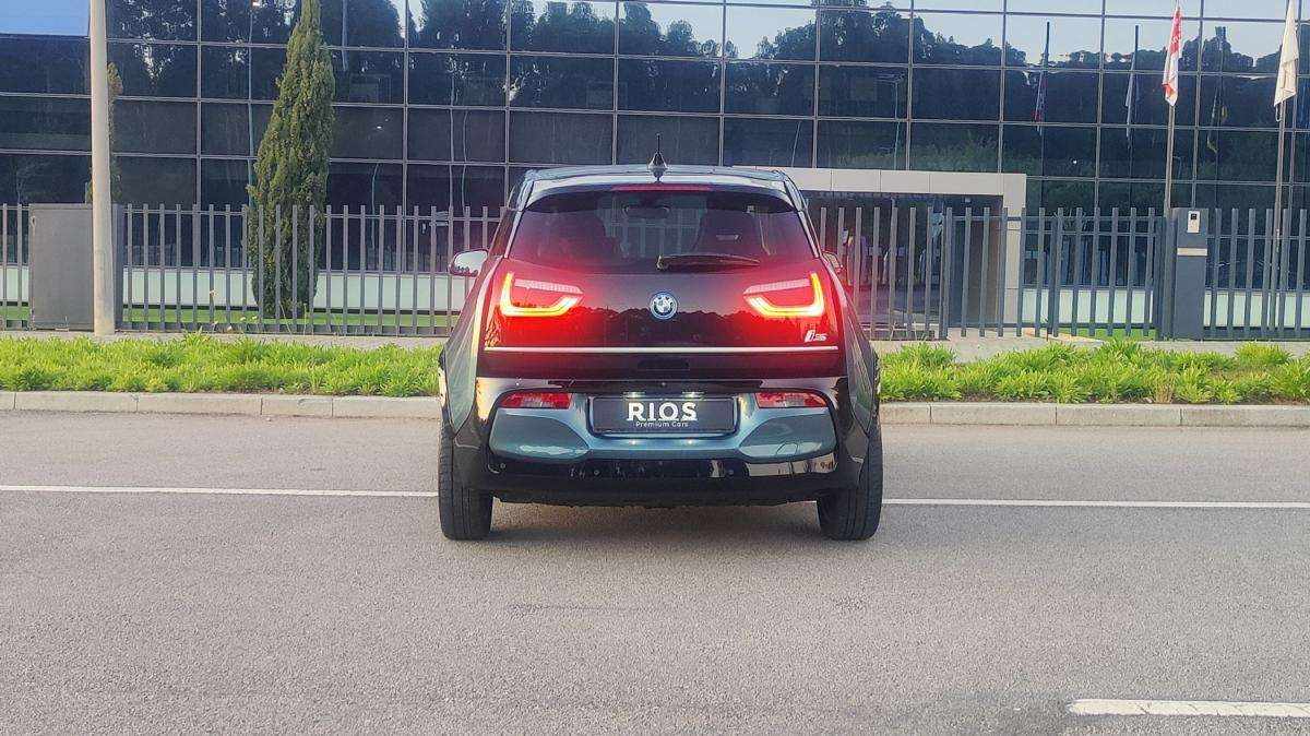 bmw-i3-2020-eletrico-500cc