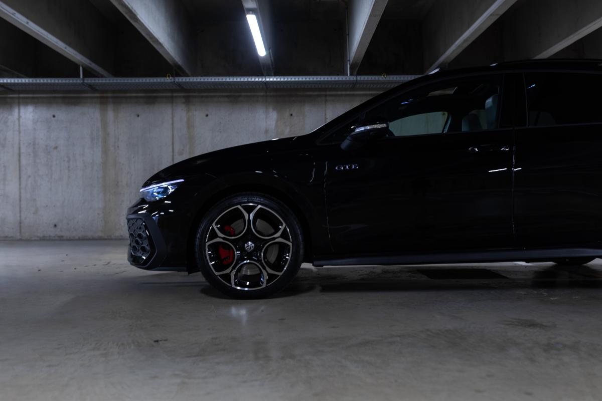 volkswagen-golf-2025-hibrido-a-gasolina-1498cc
