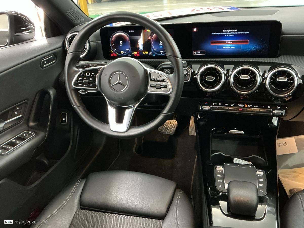 mercedes-benz-cla-2023-hibrido-1332cc