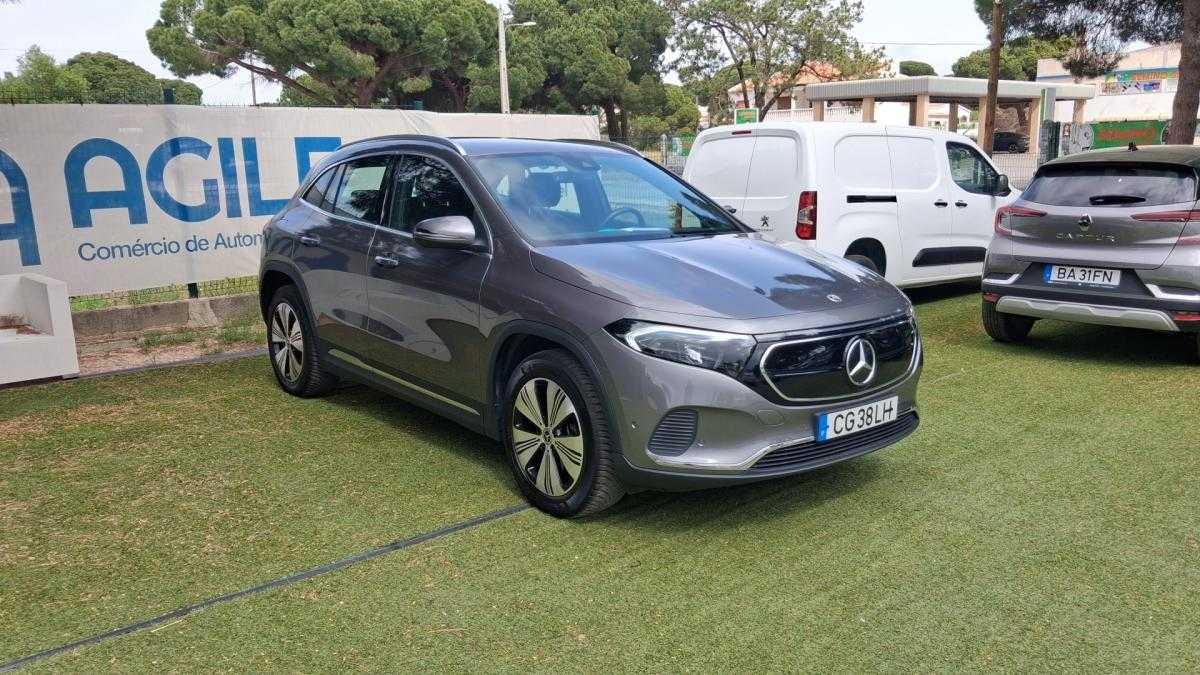 mercedes-benz-eqa-2023-eletrico-0cc