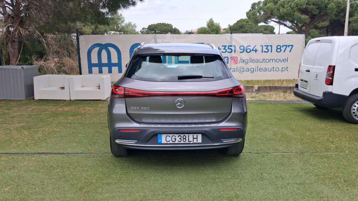 mercedes-benz-eqa-2023-eletrico-0cc