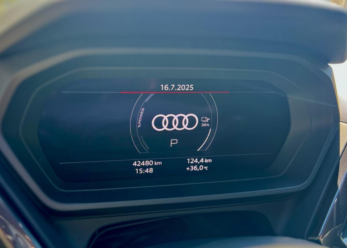 audi-q4-e-tron-2021-eletrico-0cc