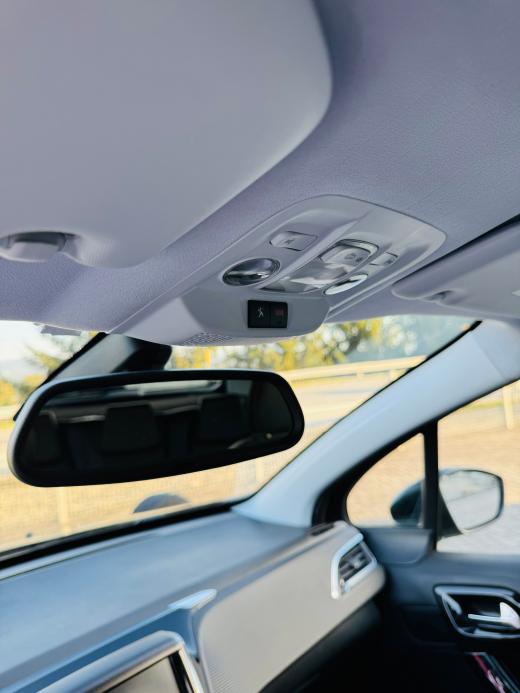 peugeot-2008-2018-gasolina-1199cc