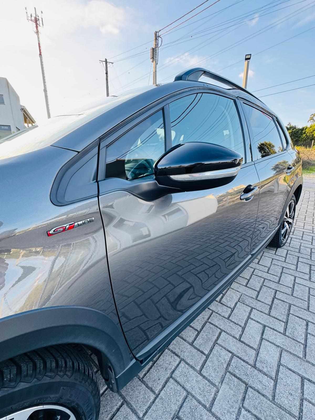 peugeot-2008-2018-gasolina-1199cc