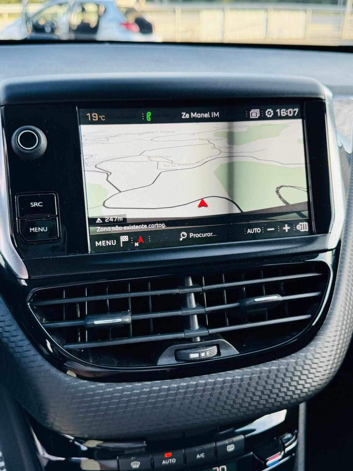 peugeot-2008-2018-gasolina-1199cc