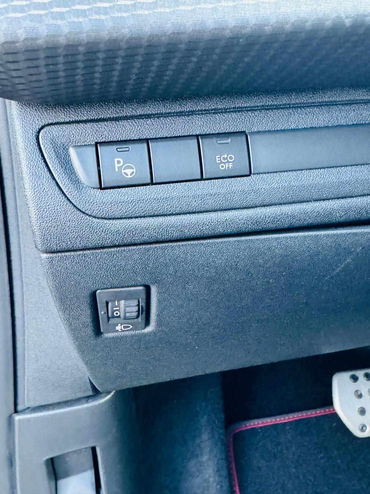 peugeot-2008-2018-gasolina-1199cc