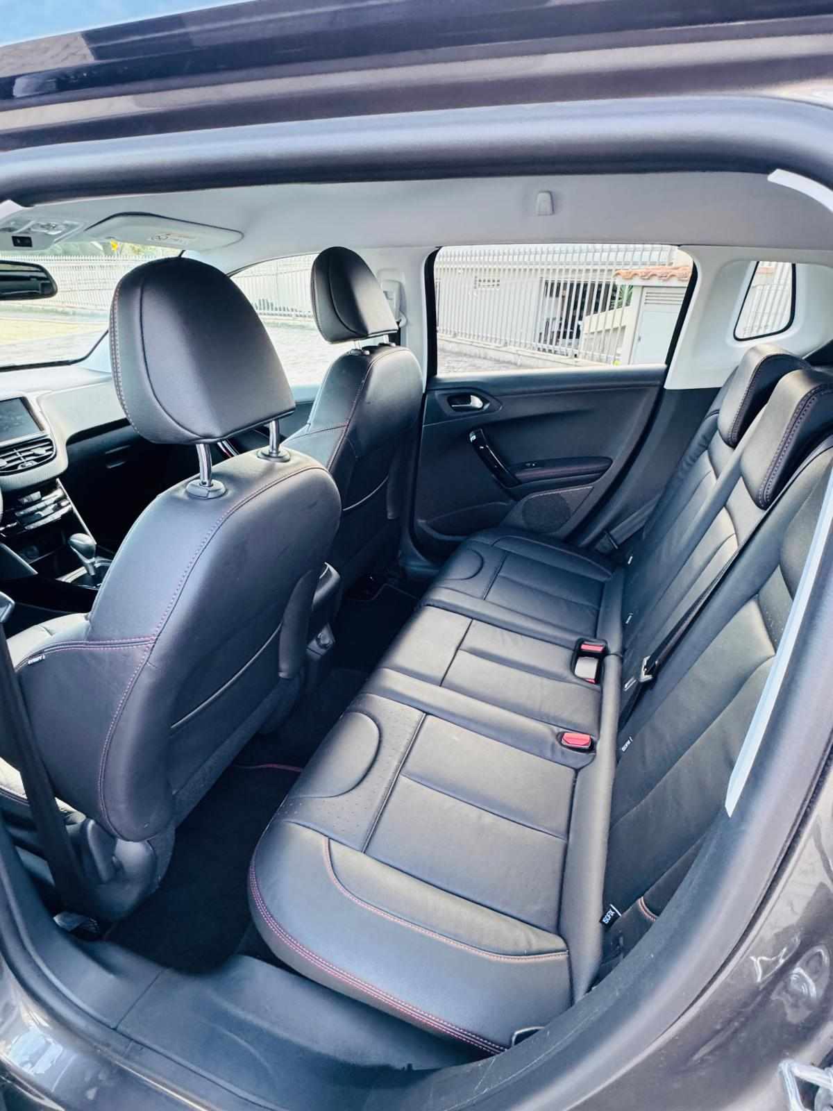 peugeot-2008-2018-gasolina-1199cc