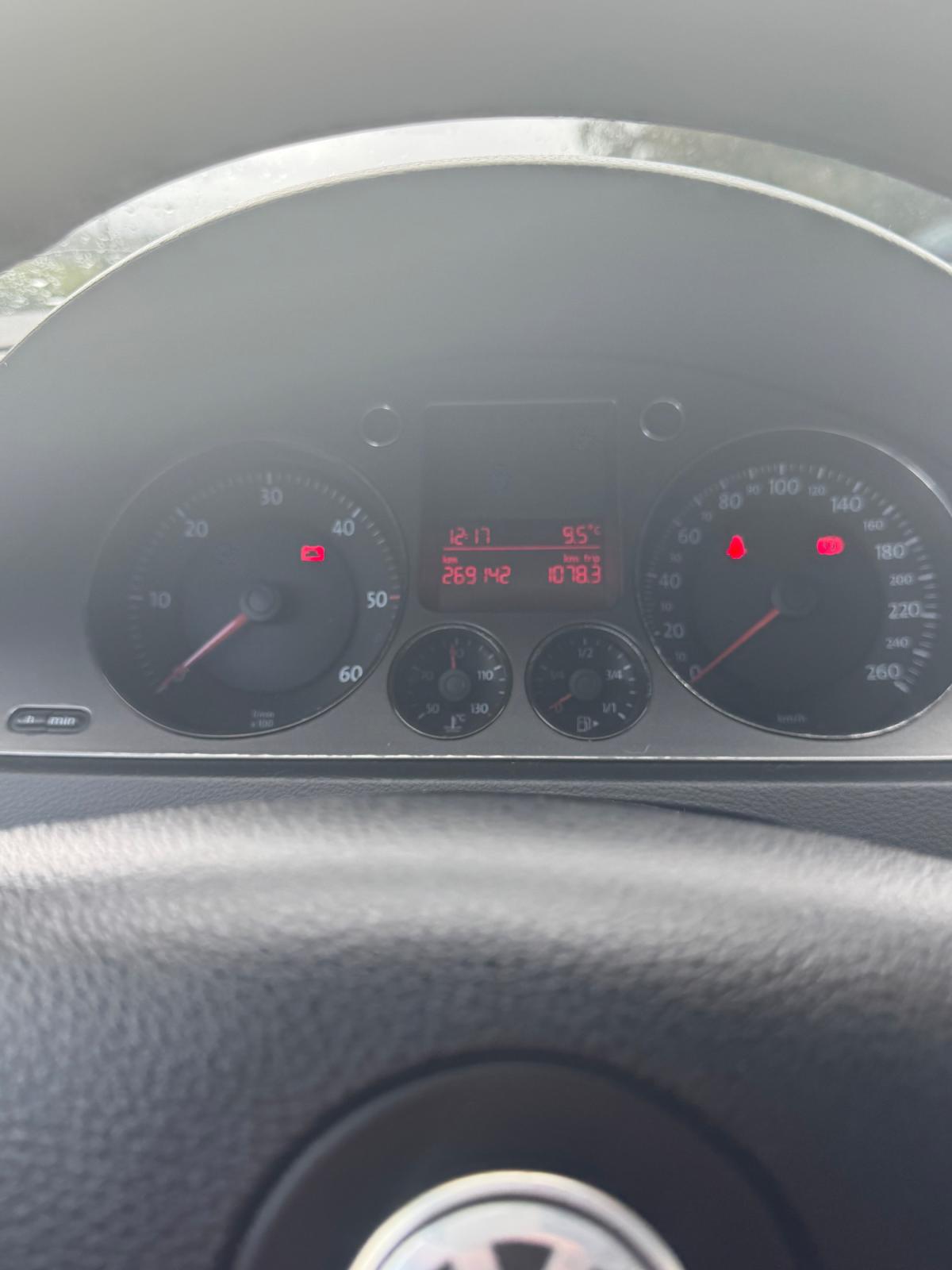 volkswagen-passat-variant-2008-diesel-1896cc