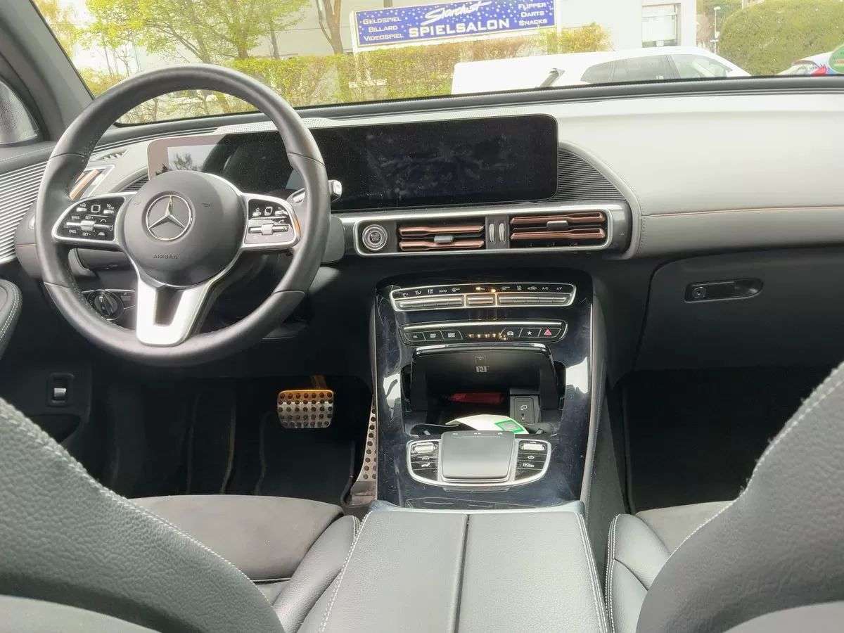mercedes-benz-eqc-2020-eletrico-200cc