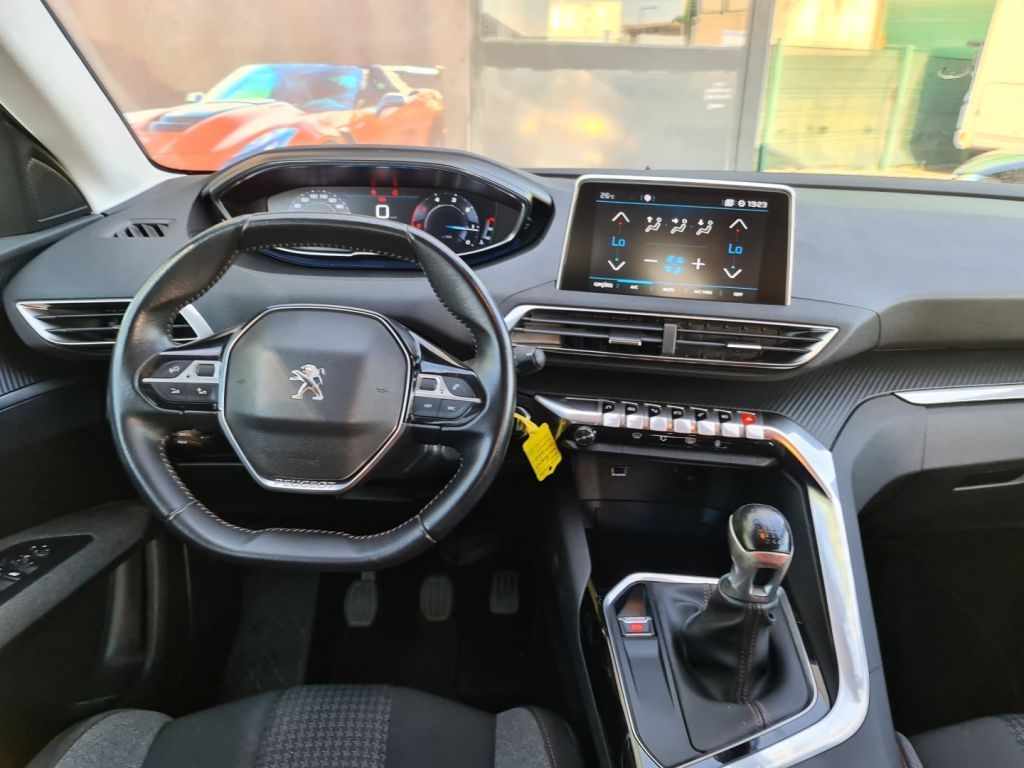 peugeot-5008-2020-diesel-1499cc