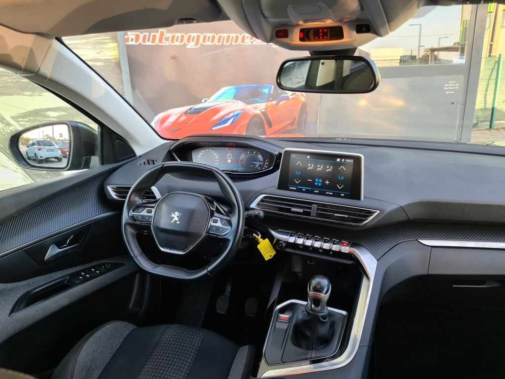 peugeot-5008-2020-diesel-1499cc