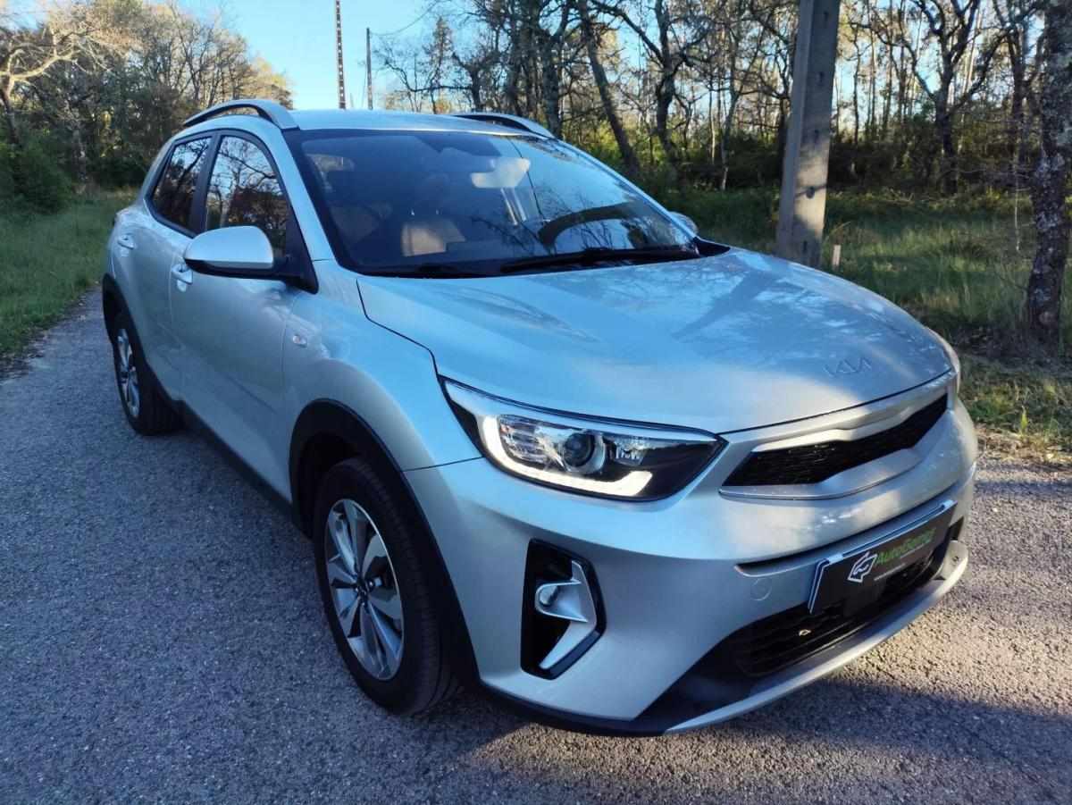 kia-stonic-2025-gasolina-1197cc