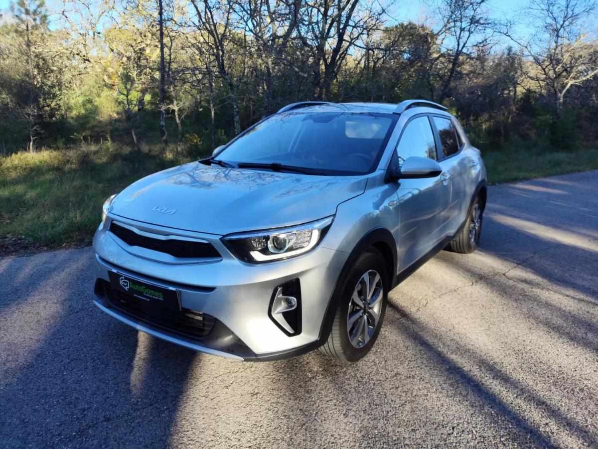kia-stonic-2025-gasolina-1197cc