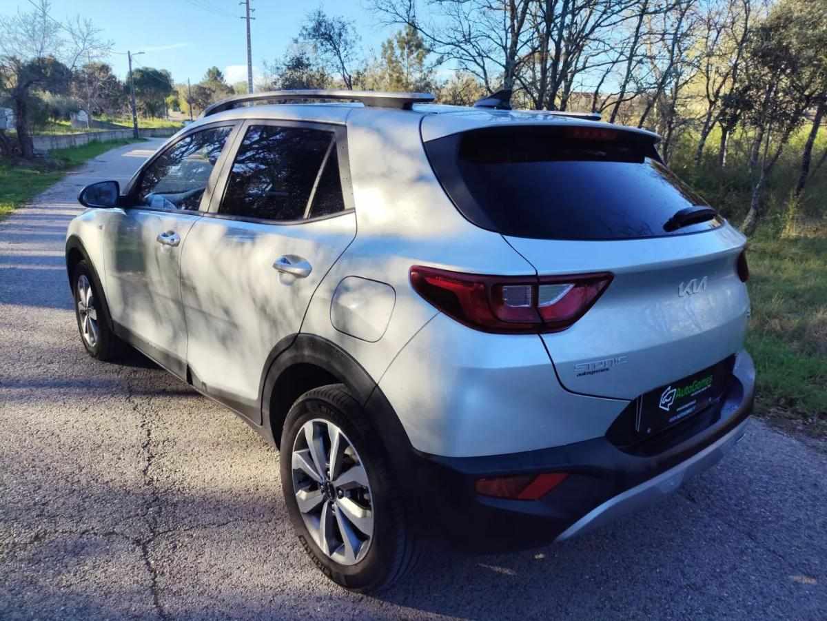kia-stonic-2025-gasolina-1197cc