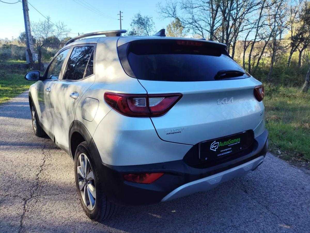 kia-stonic-2025-gasolina-1197cc