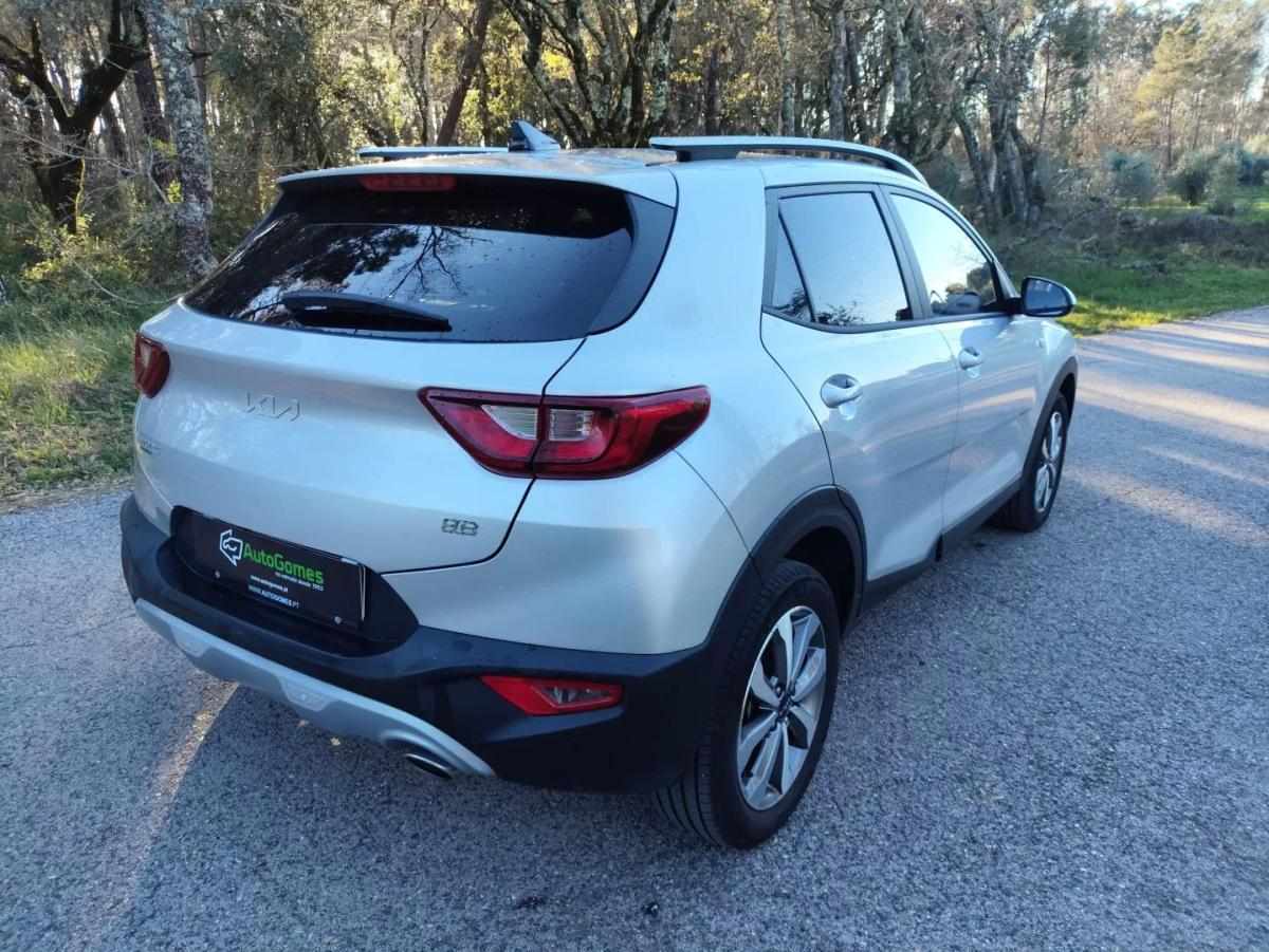 kia-stonic-2025-gasolina-1197cc