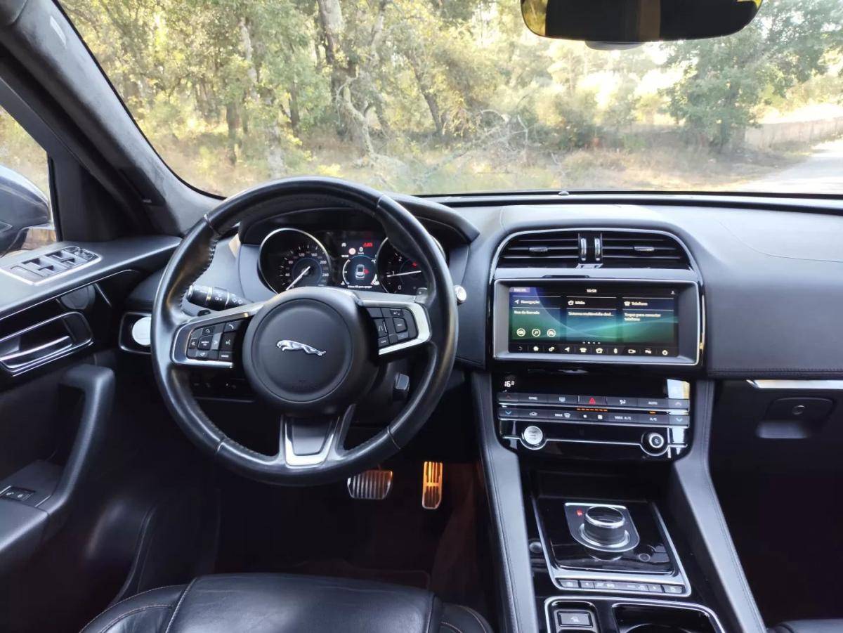 jaguar-f-pace-2019-diesel-1999cc
