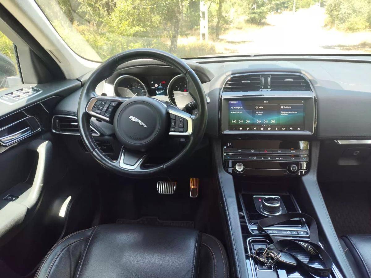 jaguar-f-pace-2018-diesel-1999cc