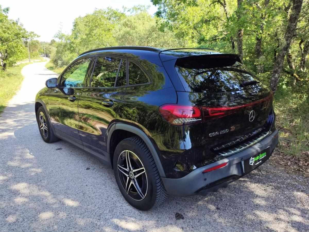 mercedes-benz-eqa-2021-eletrico-200cc