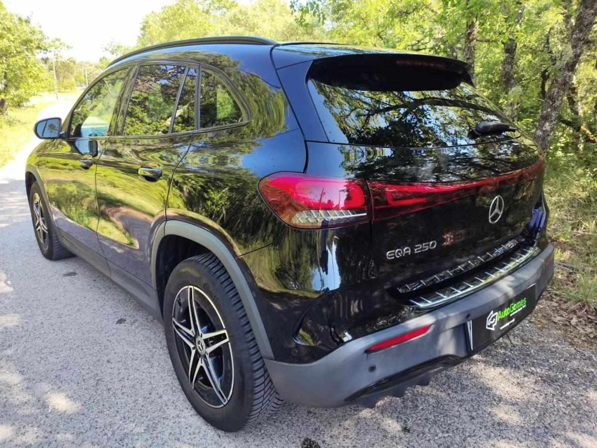 mercedes-benz-eqa-2021-eletrico-200cc