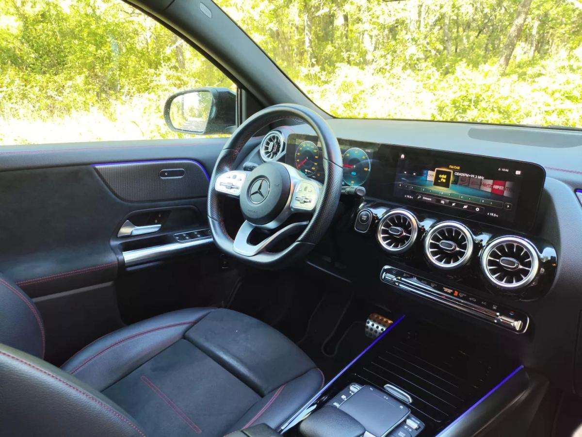 mercedes-benz-eqa-2021-eletrico-200cc