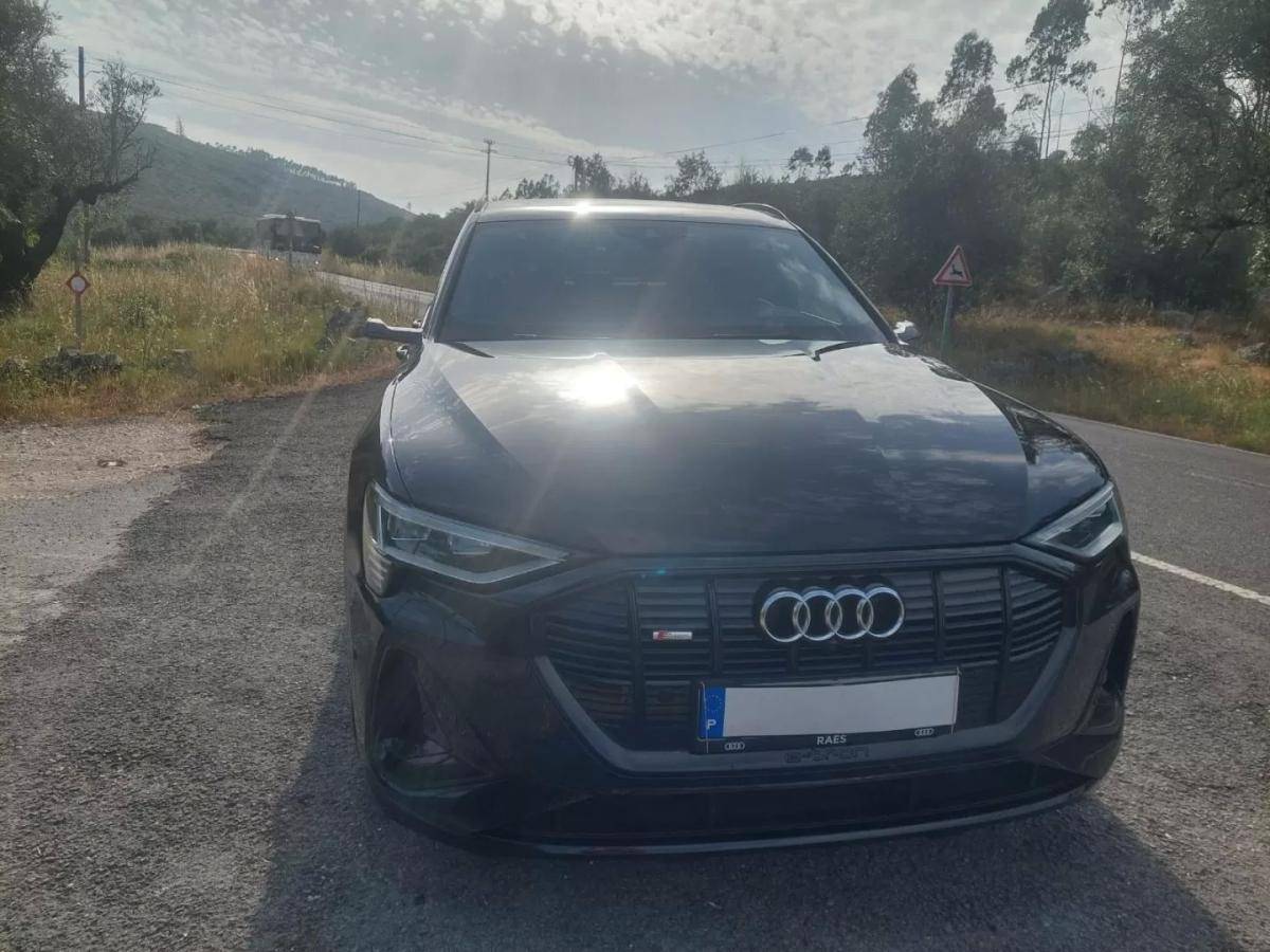 audi-e-tron-2021-eletrico-200cc