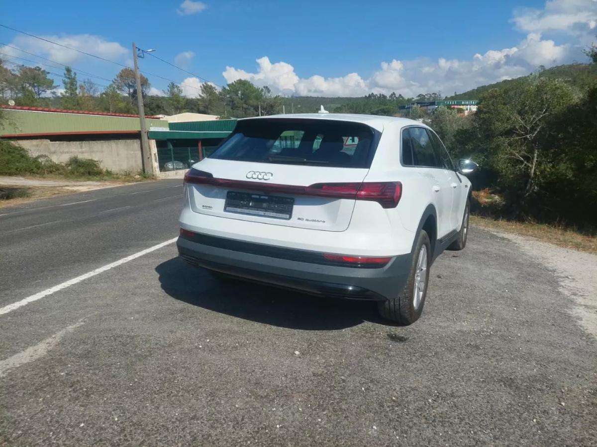audi-e-tron-2023-eletrico-0cc