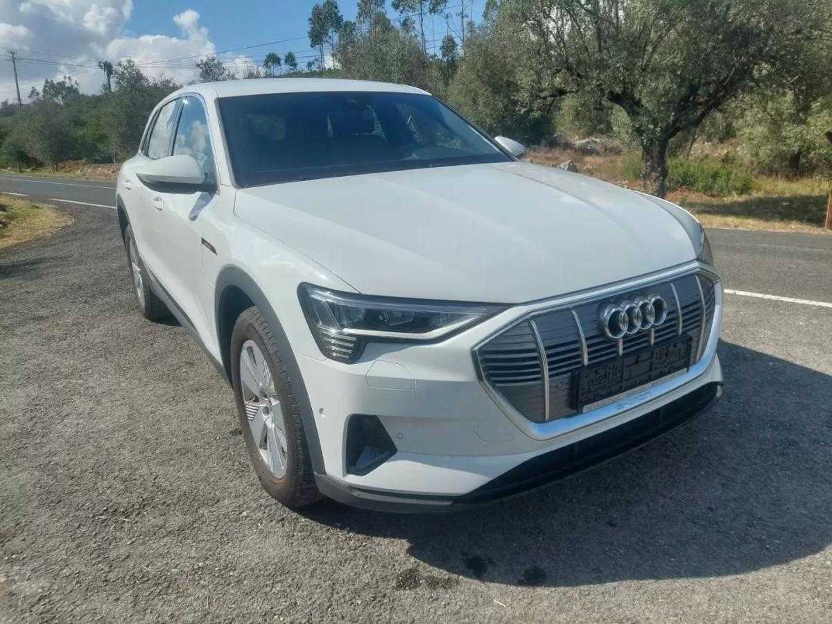 audi-e-tron-2023-eletrico-0cc
