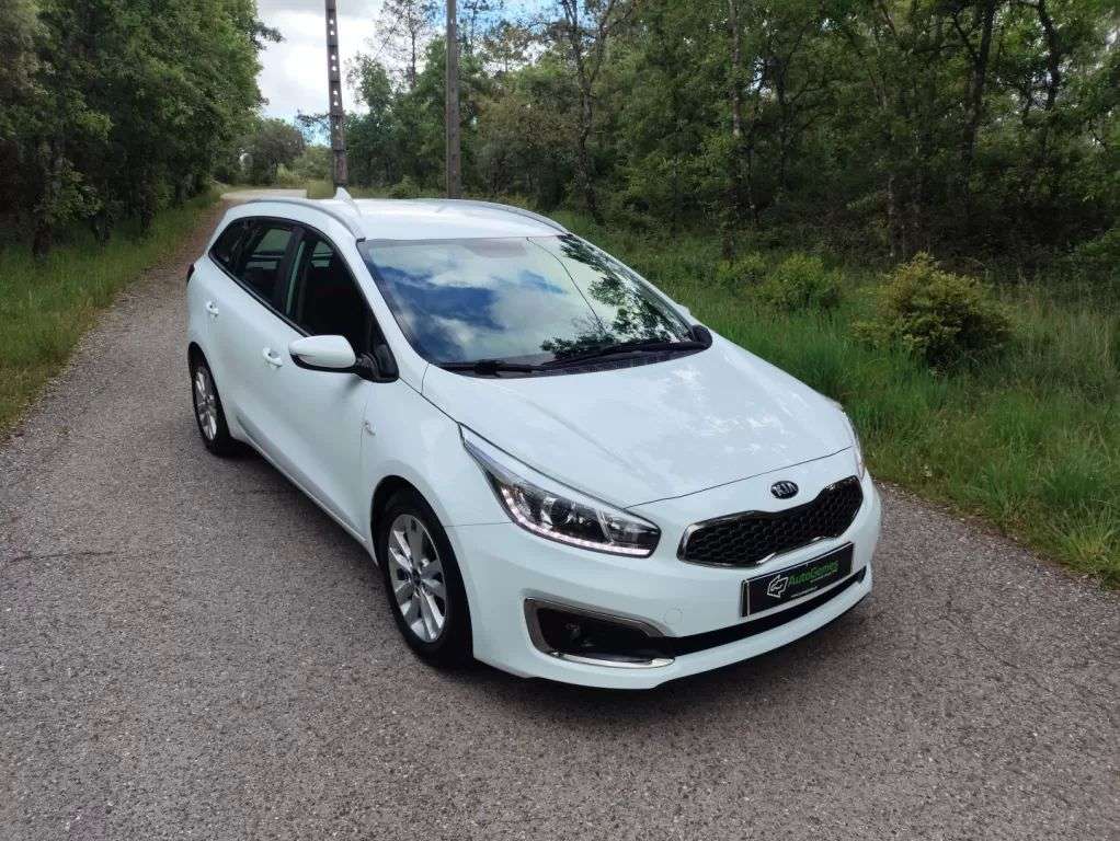 kia-ceed-sw-2018-diesel-1582cc