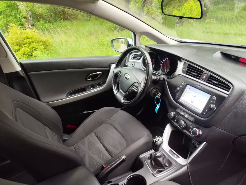 kia-ceed-sw-2018-diesel-1582cc