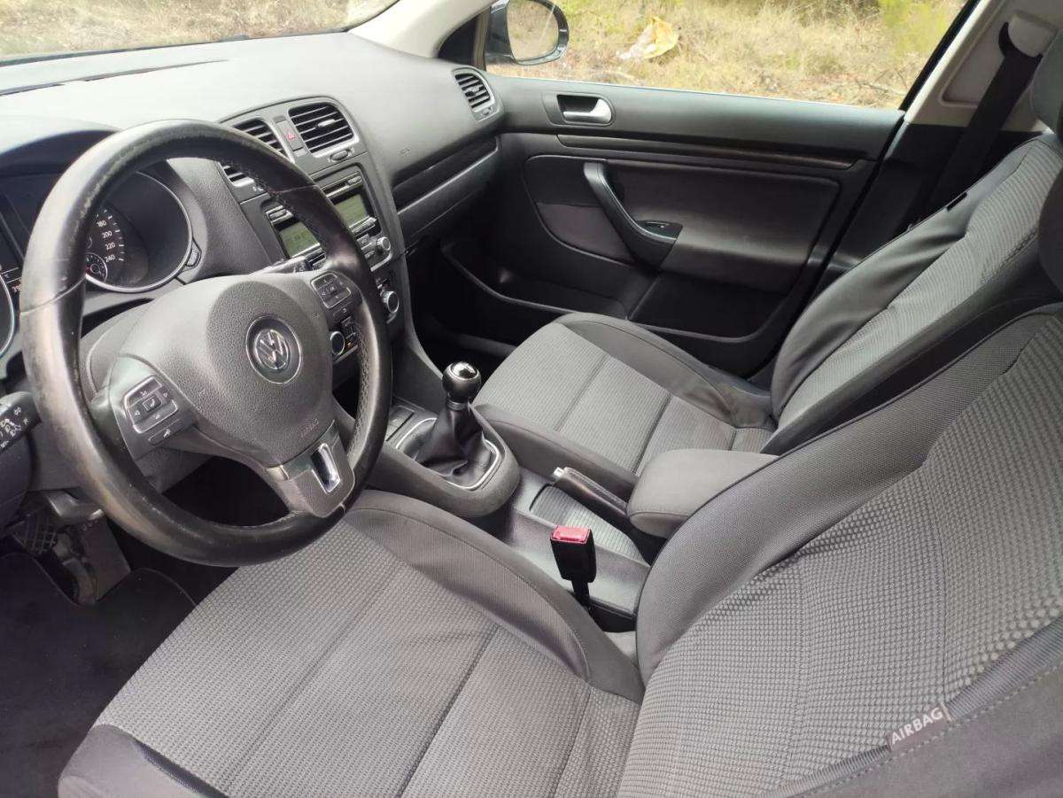 volkswagen-golf-variant-2010-diesel-1598cc