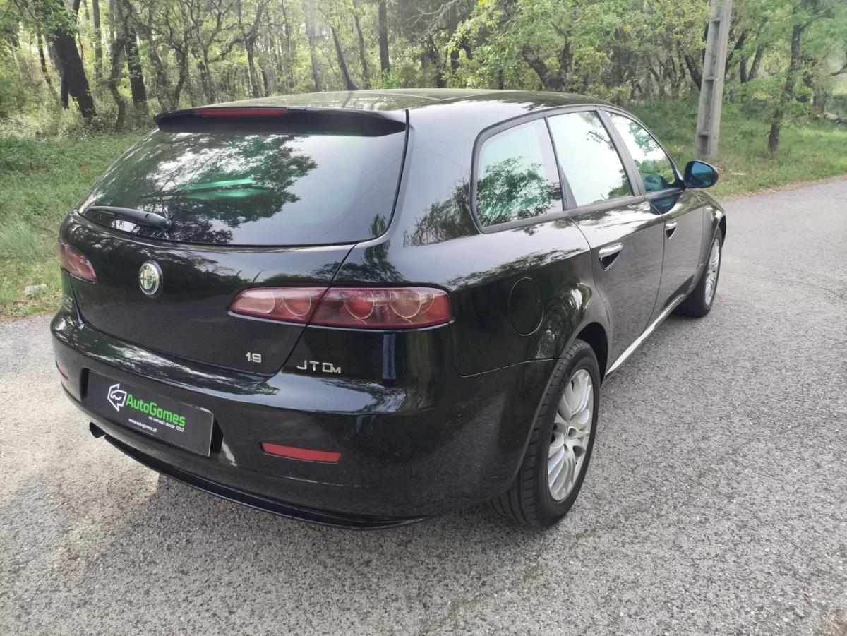 alfa-romeo-159-sportwagon-2010-diesel-1910cc