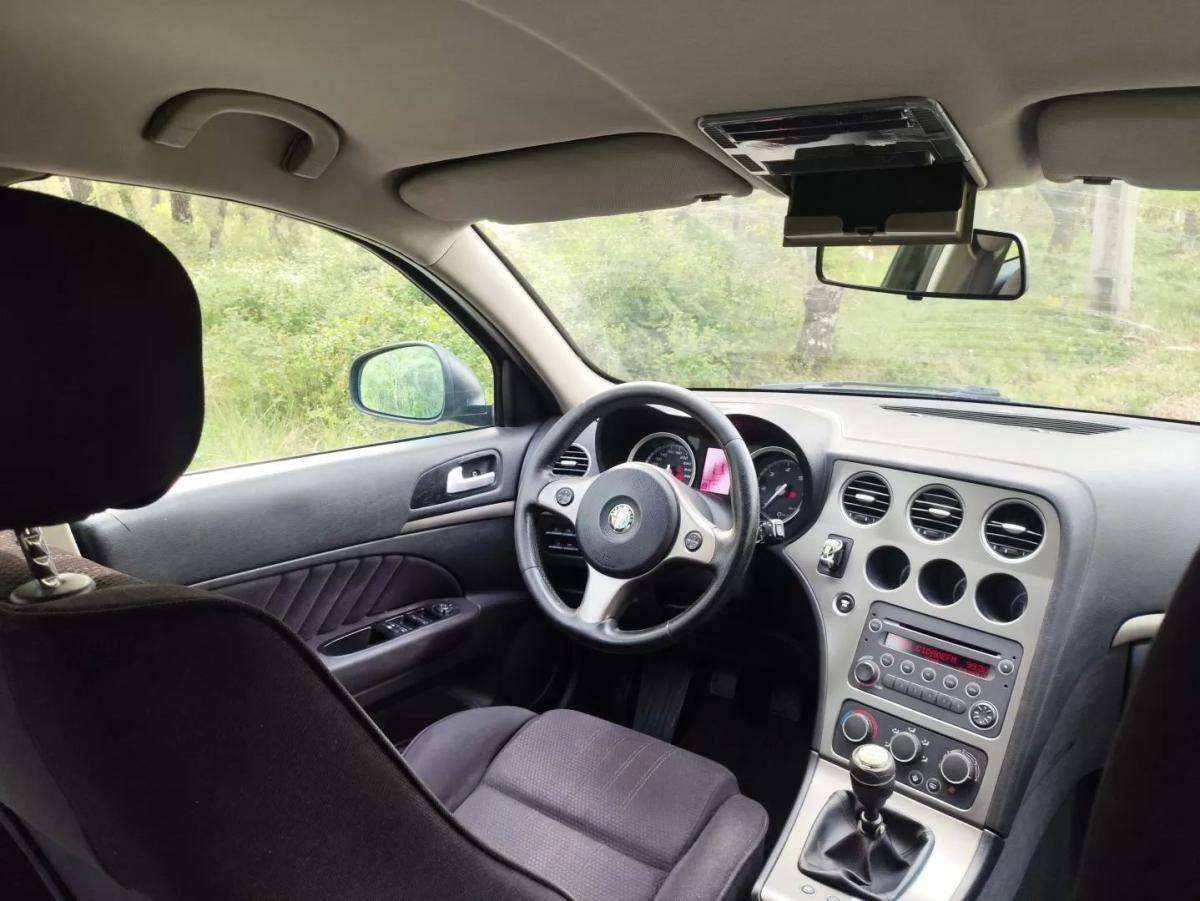 alfa-romeo-159-sportwagon-2010-diesel-1910cc