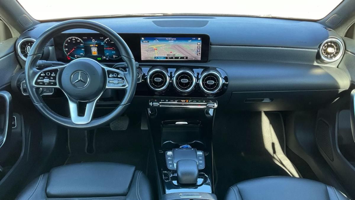 mercedes-benz-classe-a-2022-hibrido-1332cc