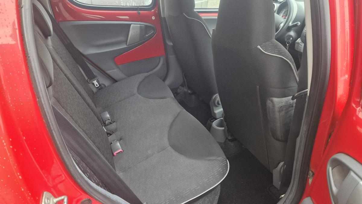 peugeot-107-1-0-2011-gasolina-998cc