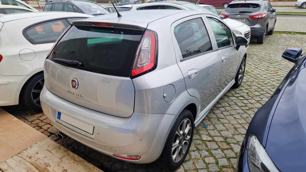 fiat-punto-1-3-jtd-2015-diesel-1248cc