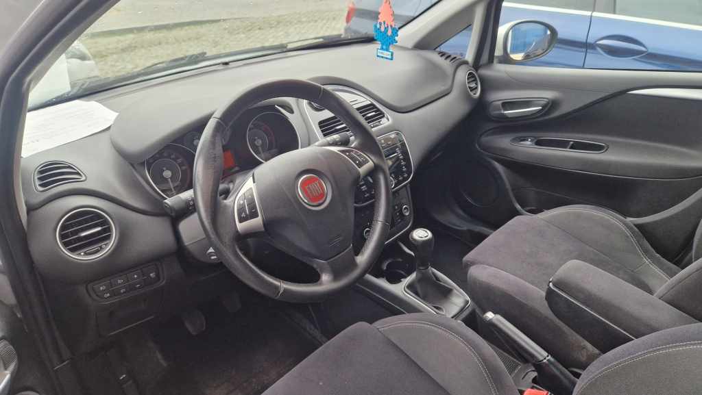 fiat-punto-1-3-jtd-2015-diesel-1248cc