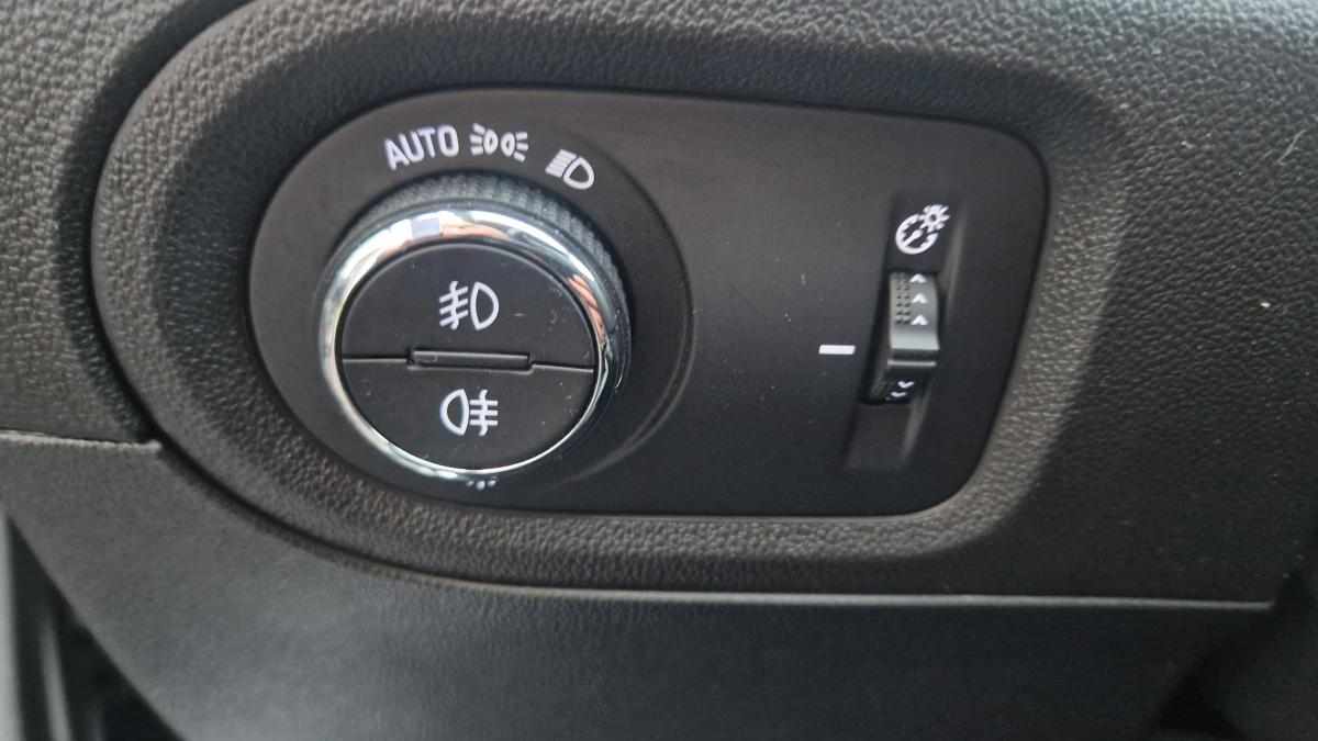 opel-grandland-x-1-6-2018-diesel-1560cc