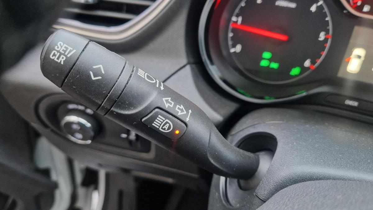 opel-grandland-x-1-6-2018-diesel-1560cc