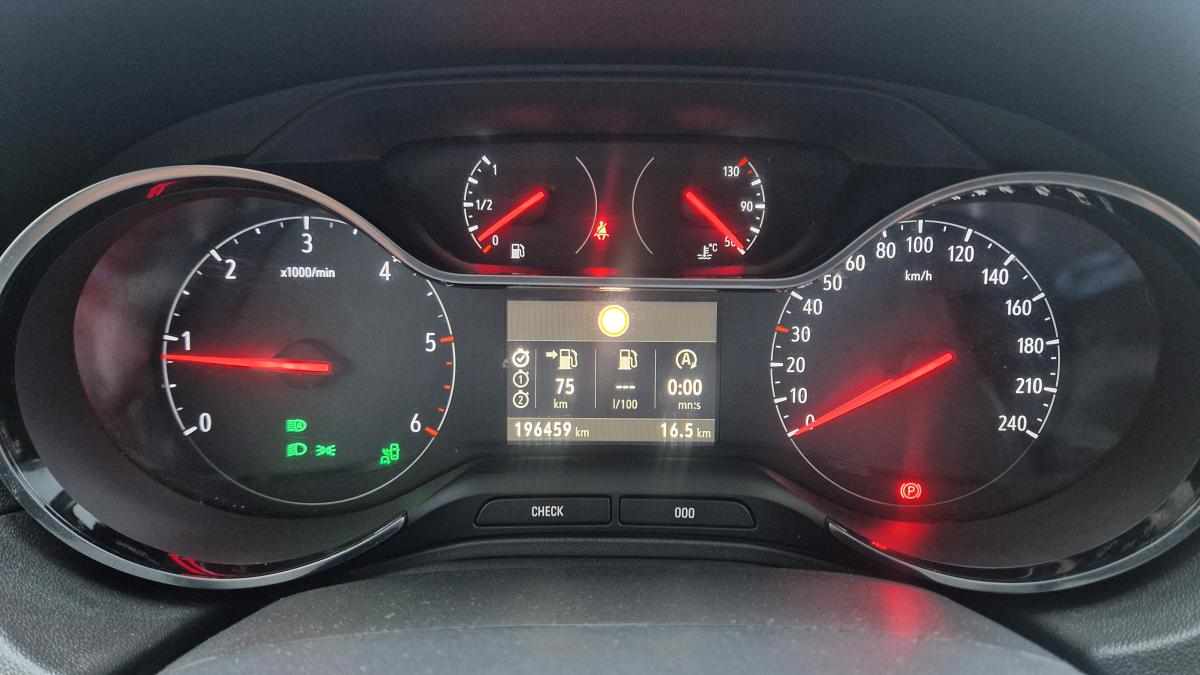 opel-grandland-x-1-6-2018-diesel-1560cc