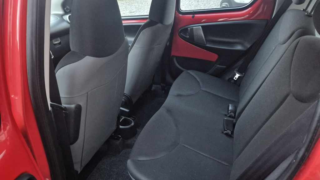 toyota-aygo-1-0-vvt-i-2013-gasolina-998cc