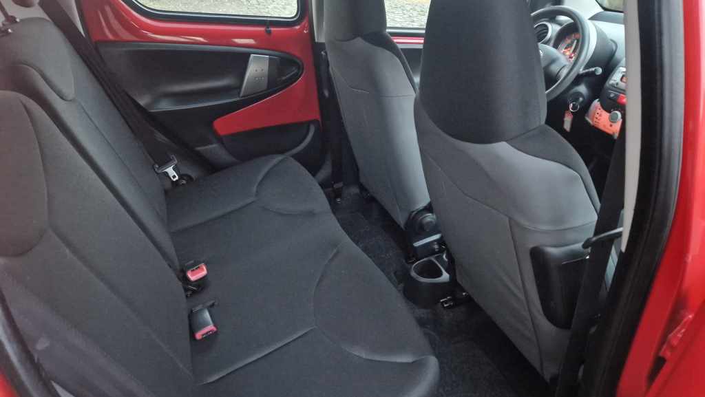 toyota-aygo-1-0-vvt-i-2013-gasolina-998cc